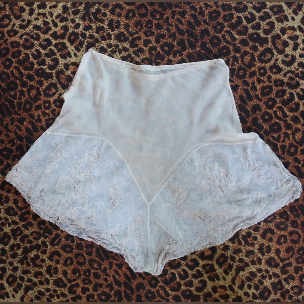 100% silk Vintage lace shorts